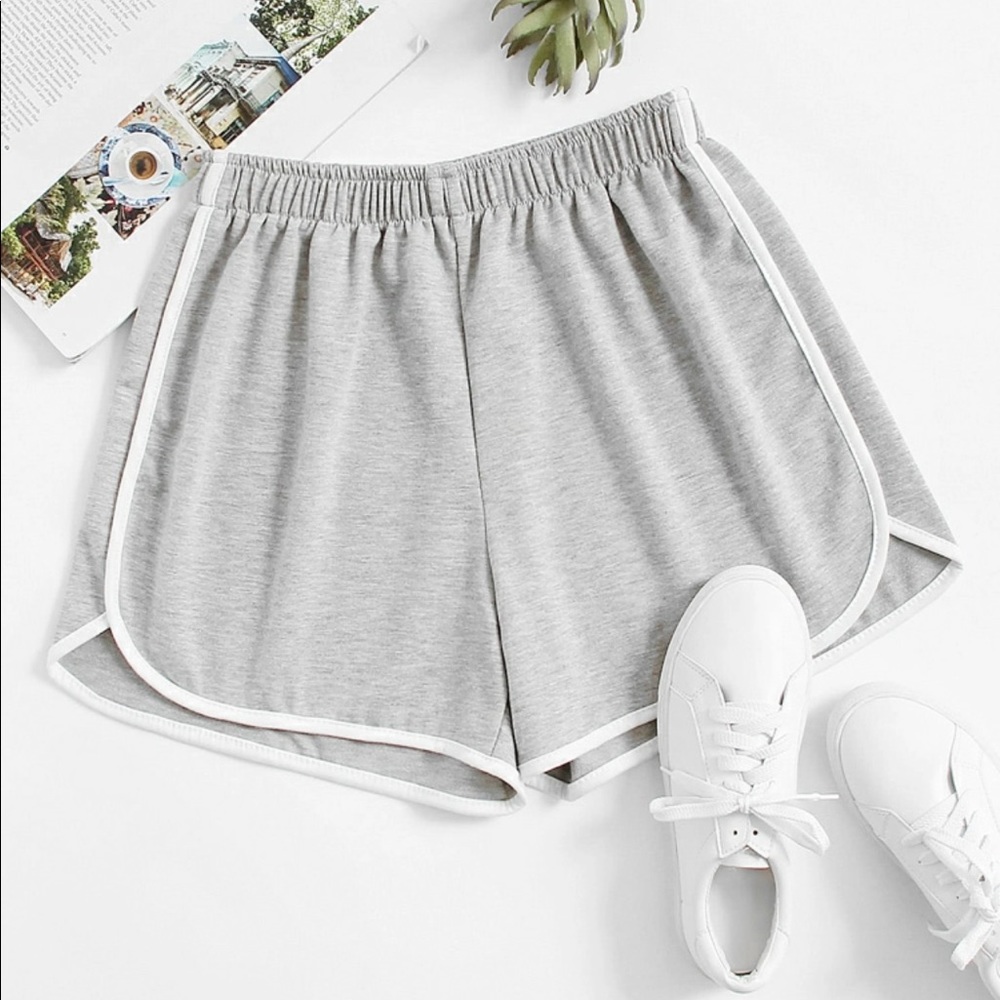 Cute high waisted grey sport shorts